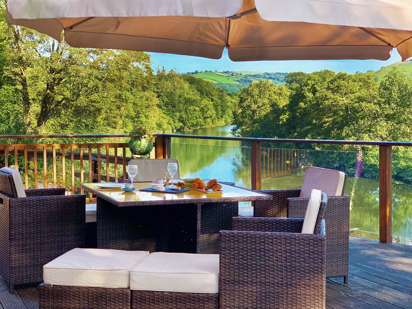 holiday cottages wye valley dog friendly